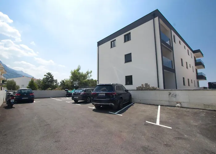 Top5 Apartman *